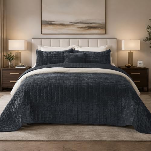 Quilt Set Oversized King Size 120x120 Luxurious Velvet Bedding Sets with 2 Pillow Shams 20x36 3 Pieces Ultra Soft Quilted Bedspread Coverlet Comforter for All Season,Black