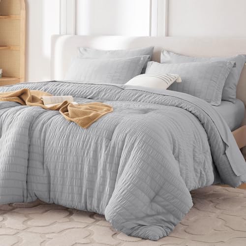 MUXHOMO 7 Pieces Oversized Queen Comforter Set, Seersucker Bed in a Bag Oversized Queen Size, All Season Luxury Bedding Set with Comforter, Flat Sheet, Fitted Sheet, Pillowcases & Shams, Light Grey