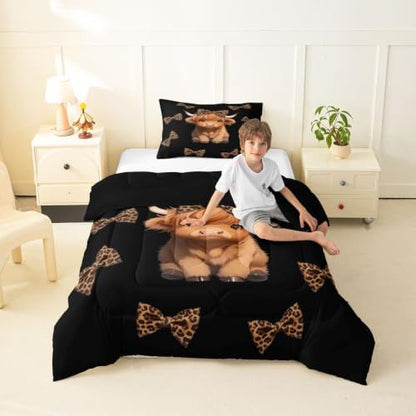Feelyou Cartoon Highland Cow Comforter Set Twin Size Cute Leopard Bow Print Bedding Set for Kids Boys Girls Kawaii Animal Style Duvet Quilt Bedroom Decor Microfiber 2 Pcs with 1 Pillow Case
