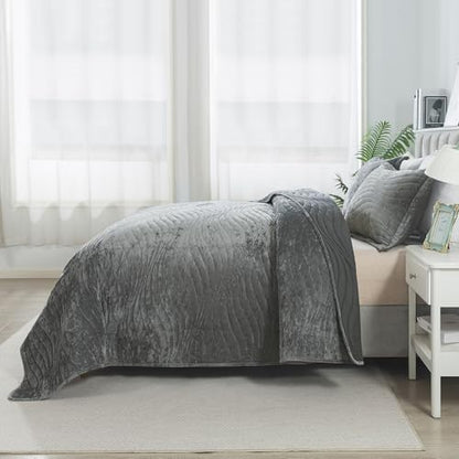 HoneiLife Velvet Quilt Sets King - Lightweight Bedspreads 3-Pieces, Stripe Coverlets Rustic Bed Cover King Quilt Bedding Sets for All Season Use, Grey