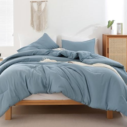 ROSGONIA Alaskan King Comforter, Dusty Blue, 136x120 Soft Bedding Quilt