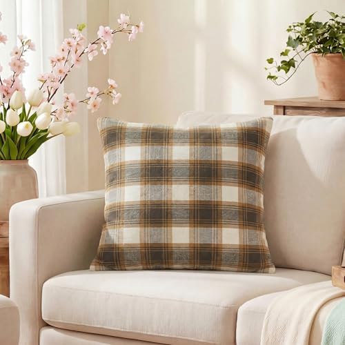 AVOIN colorlife Spring Summer Brown White Plaid Decorative Throw Pillow Covers, 18 x 18 Inch Holiday Scottish Tartan Cushion Case Farmhouse Decoration for Sofa Couch Set of 2