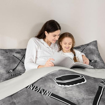 Ice Hockey Comforter Set King Size,Vintage Gray Tie Dye Bedding Set 3pcs for Kids Boys Men Room Decor,Black Hockey Punk Quilt Set Winter Ball Sports Game Duvet Insert,2 Pillowcases