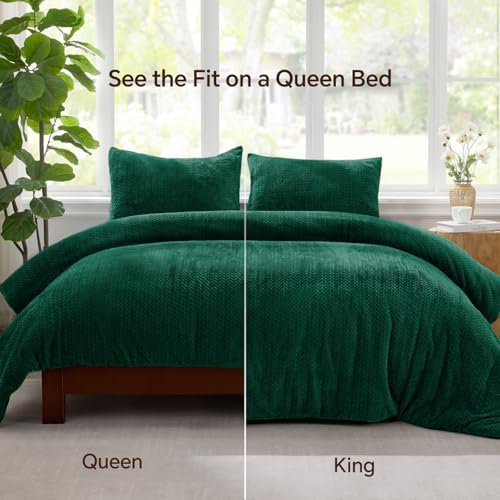 ChiXpace Fleece Full Size Comforter Set Green, Fluffy Bed Set 3 Pieces