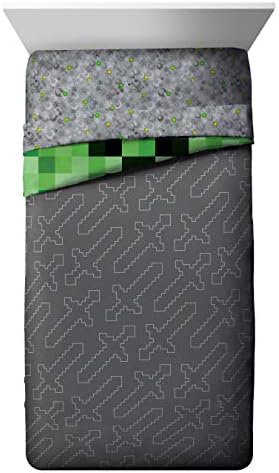 Jay Franco Minecraft Creeper 4 Piece Twin Bed-in-A-Bag Bedding Set with Bonus Tote