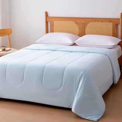 Amazon Basics Cooling Comforter, Temperature Regulating Blanket for Hot Sleepers, Summer & All Season Bedding, Lightweight, 90"x90", Queen, Blue