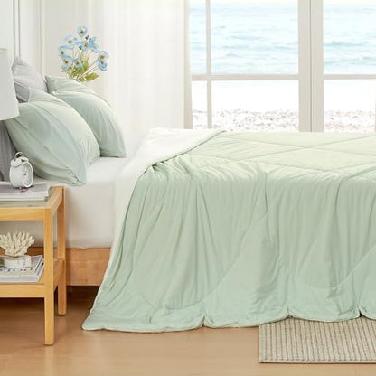 Cozy Bliss Cooling Comforter Twin Size, Cooling Blankets for Hot Sleepers and Night Sweats, Light Mint Green Cream Summer Comforter for Twin Size Bed, Breathable Soft Lightweight Silk Smooth