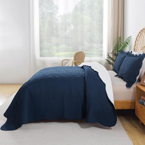 HoneiLife California King Quilt - Oversized King Bedspreads 128x120, 4-Piece Cal King Quilt Sets,Rustic Bedding Sets King Size,Reversible Coverlets Lightweight Bed Cover for All Season Use-Navy