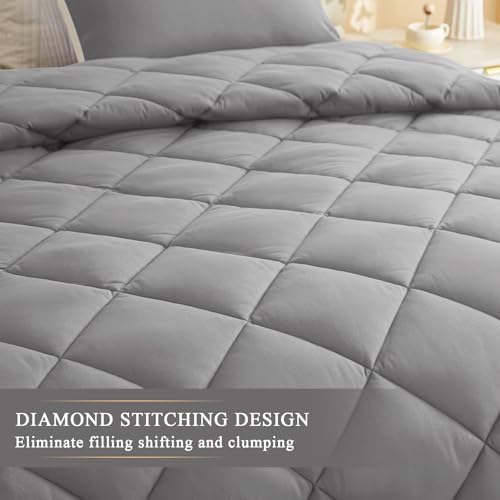 120x128 Oversized King Comforter, Extra Large King Size Comforter Oversized, All Season Soft Lightweight Quilt Down Alternative Duvet Insert with 8 Corner Tabs(120x128, Light Grey)