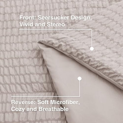 Love's cabin Seersucker Burlwood King Size Comforter Set