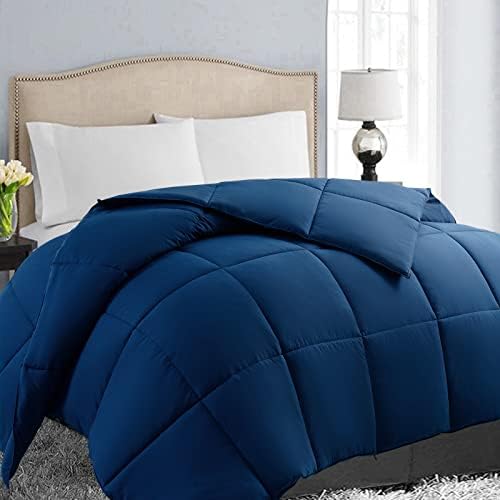 EASELAND King Size Down Alternative Comforter, Navy, 90x102 Inches