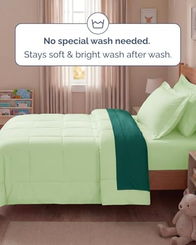 Twin Comforter Set - 5 Piece Reversible Bed in a Bag - Light Sage/Emerald