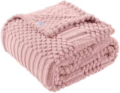 Pink Throw Blanket - Soft & Fluffy Fleece, Cute & Aesthetic, Perfect for Sofa, Couch, Chair, Bed, Living Room & Bedroom, All-Season Use, Plush & Cozy Decorative Blanket 50x60