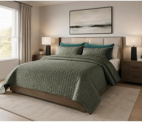 Quilt Set California King Size 106x118 Luxurious Velvet Bedding Sets with 2 Pillow Shams 20x36 3 Pieces Ultra Soft Quilted Bedspread Coverlet Comforter for All Season,Army Green