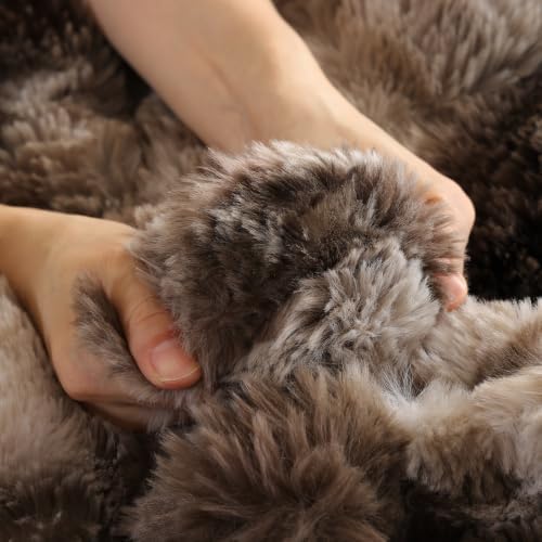 YIKUSH Queen Faux Fur Soft Comforter Set, Fluffy Bedding Set, Tiedye Coffee
