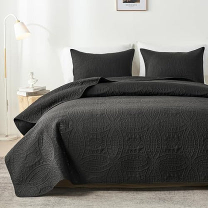 akkialla 118"x106" Black California King Quilt Set, Oversized Floor-Length Bedspread, Modern Coin Pattern Microfiber Coverlet, 3-Piece All Season Bedding with 2 Pillow Shams
