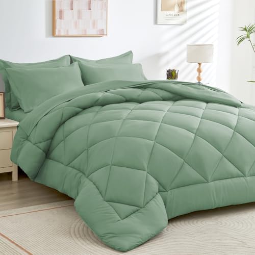 HEVUMYI 7-Piece King Comforter Set, Light Green Bed in a Bag