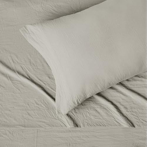 Amazon Basics Twin XL Bed Sheet, 3-Piece Bedding Set, Double Brushed Microfiber, Ultra Soft, Easy Care, Grey