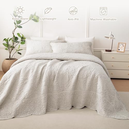 Masaca Oversized King Quilt 120x120,Wheat Crinkled Oversized California King Bedspread Shabby Boho Chic Rustic Lightweight Stone-Washed Scallop Extra Large Quilt Bedding Set Ultra Soft