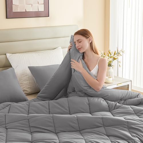 120x128 Oversized King Comforter, Extra Large King Size Comforter Oversized, All Season Soft Lightweight Quilt Down Alternative Duvet Insert with 8 Corner Tabs(120x128, Light Grey)