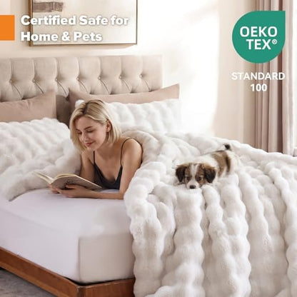 YIKUSH King Faux Fur Soft Comforter Set, Fluffy White Rabbit Fur Comforter