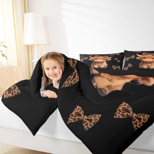 Feelyou Cartoon Highland Cow Comforter Set Full Size Cute Leopard Bow Print Bedding Set for Kids Boys Girls Kawaii Animal Style Duvet Quilt Bedroom Decor Microfiber 3 Pcs with 2 Pillow Cases