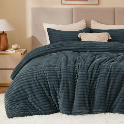 BEDELITE Fleece Oversized Queen Comforter Set, Fluffy Bed Set, Dark Grey