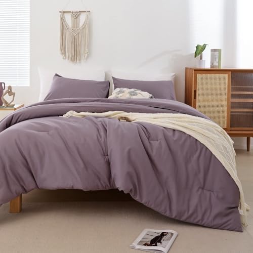 ROSGONIA Alaskan King Comforter, Dusty Purple, 136x120 Soft Bedding Quilt