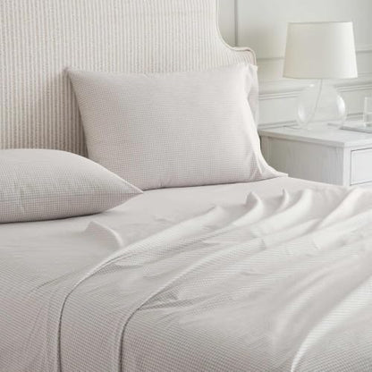 Martha Stewart - Queen Size Sheet Set with Fitted Sheet & Pillowcases
