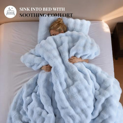 Smoofy Fluffy Faux Rabbit Fur Bubble Comforter Queen Size - Light Blue