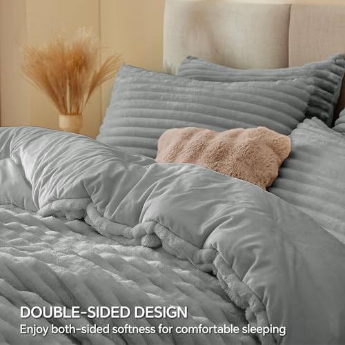 BEDELITE Fleece Oversized Queen Comforter Set, Fluffy Bed Set, Light Grey