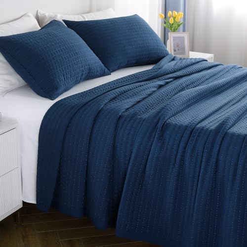 Oversized Queen Quilt Set 102 x 106 in, Lightweight, Dark Blue