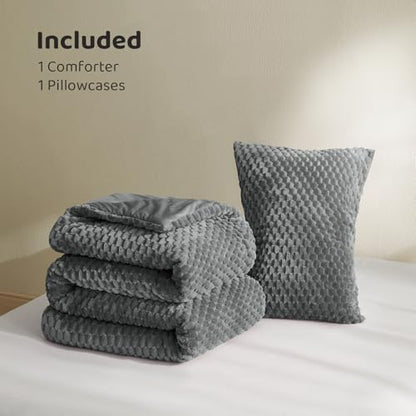 Petrichor Fluffy Twin Comforter Set - Ultra-Soft Gray Flannel Thick Comforter for Queen Bed, Luxury Warm Bedding Set for Winter & Fall, Cozy Fuzzy Bed Set 2 Pieces (1 Comforter & 1 Pillowcase)