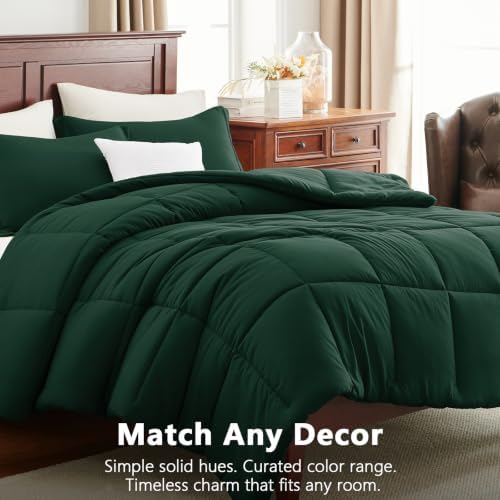 CozyLux Queen Size Comforter Set, 3-Piece Box-Stitched, Emerald Green