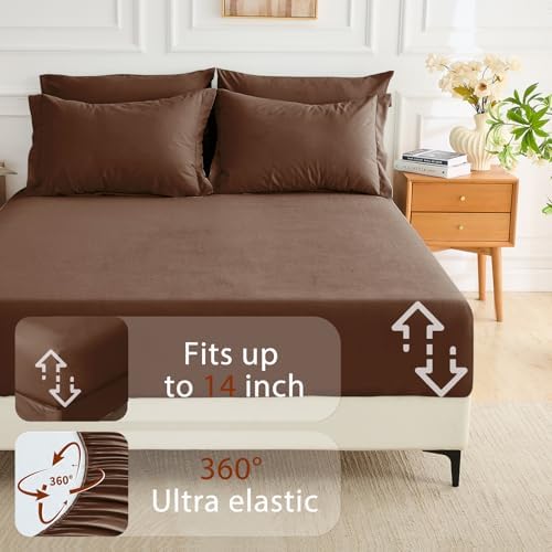 MUXHOMO 7 Pieces Oversized Queen Comforter Set, Soft Bed in a Bag Oversized Queen Size, All Season Bedding Set with Comforter, Flat Sheet, Fitted Sheet, Pillowcases & Shams, Brown