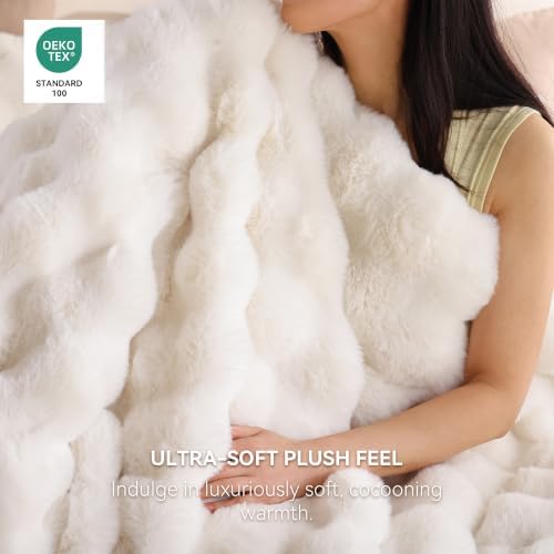 Smoofy Fluffy Faux Rabbit Fur Bubble Comforter Full Size - Cream White