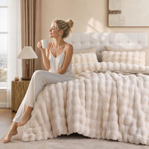 YIKUSH Queen Faux Fur Soft Comforter Set, Fluffy Beige Rabbit Fur Comforter