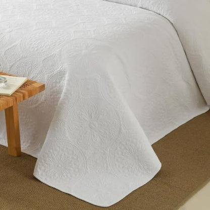 MarCielo 3pcs Cotton Quilt Set, White Floral Medallion