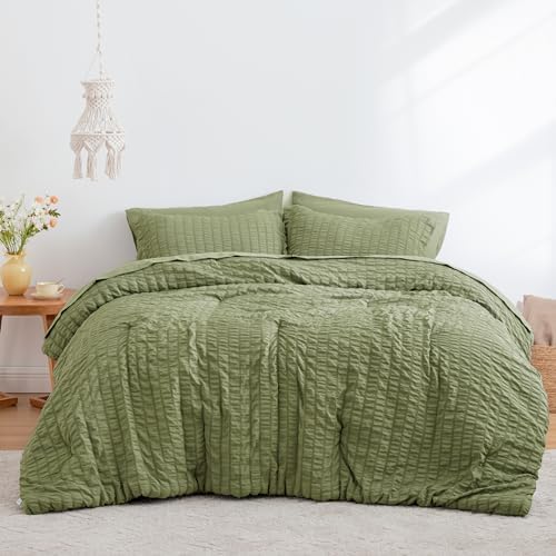 Love's cabin Seersucker Sage Green California King Comforter Set