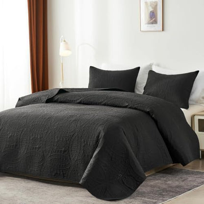 akkialla 118"x106" Black California King Quilt Set, Oversized Floor-Length Bedspread, Modern Coin Pattern Microfiber Coverlet, 3-Piece All Season Bedding with 2 Pillow Shams