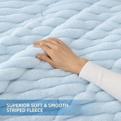 Smoofy Fluffy Twin Size Comforter 2 PCS - Light Blue Fleece Bedding Set