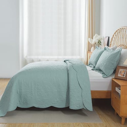 HoneiLife King Quilt Bedding Set - 3 Piece Microfiber Quilt Sets Lightweight Bedspreads Reversible Coverlets Retro Bed Cover Quilt King Size All Season Quilts-Sage Green