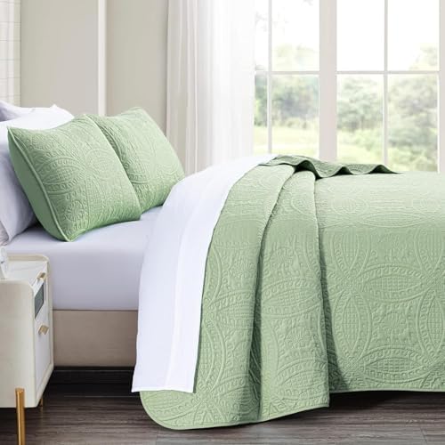 akkialla King Size Quilt Set,Sage Green Ultrasonic Bedspread,Lightweight Soft Coverlet with Modern Coin Pattern,All Season California King Bedding Set,3 Piece Set(1 Quilt,2 Pillow Shams)