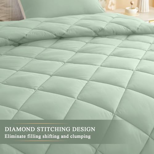 132x120 Alaskan King Comforter, Extra Large King Size Comforter Oversized, All Season Soft Lightweight Quilt Down Alternative Duvet Insert with 8 Corner Tabs(120x132, Sage Green)