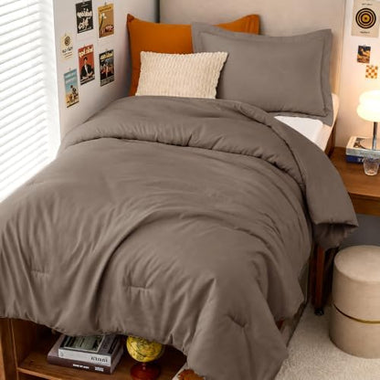 MUXHOMO Twin/Twin XL Comforter Set, All Season Ultra Soft Down Alternative Bedding - 3 Piece Lightweight Bed Set Includes 1 Comforter (68"x88") and 1 Pillow Shams (20"x26"), Brown