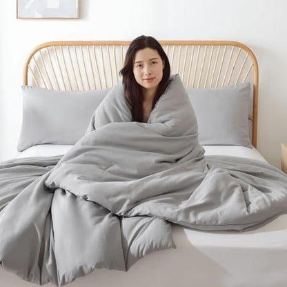ROSGONIA Alaskan King Comforter, Grey, 136x120 Soft Bedding Blanket Quilt