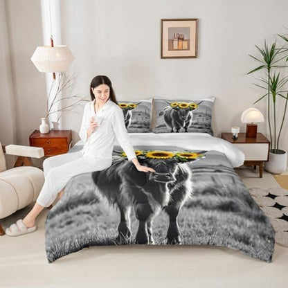 Erosebridal Highland Cow Comforter Set King Size for Adult Women Sunflower Print Bedding Farmhouse Decor Wild Animal Cows with Gray Fur Quilted Duvet 3 Pcs ,1 Cover + 2 Pillowcases