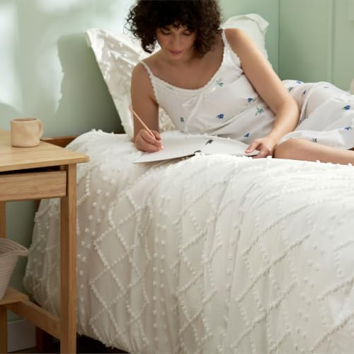 Bedsure Boho Tufted Ivory Twin XL Comforter Set, Farmhouse-Style Bedding