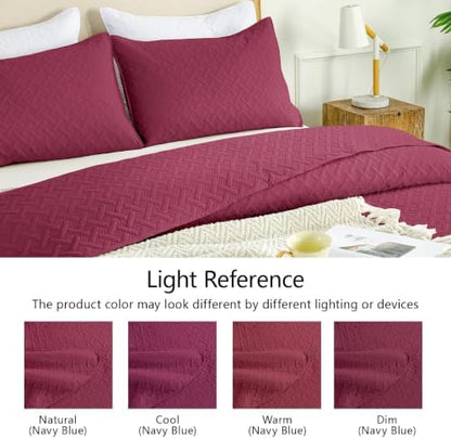 FLYMME Oversized King/California King Quilt Set 118"x106", Burgundy 3-Piece Floor-Length Bedspread, Premium Microfiber Lightweight Coverlet for King/California King Bed (1 Quilt, 2 Shams)