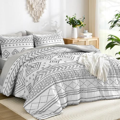 Yiran White Comforter Set King Size, Boho Aztec Comforter Bedding Set, 7 Piece Bed in a Bag King, Soft Microfiber Bohemian Striped Complete Bedding Set with Sheets for All Season